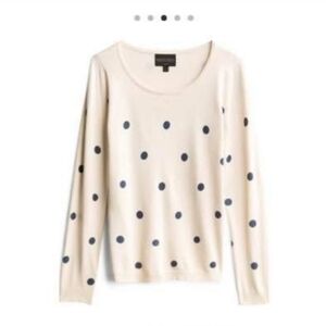 Absolutely Markle Crew Neck Pullover